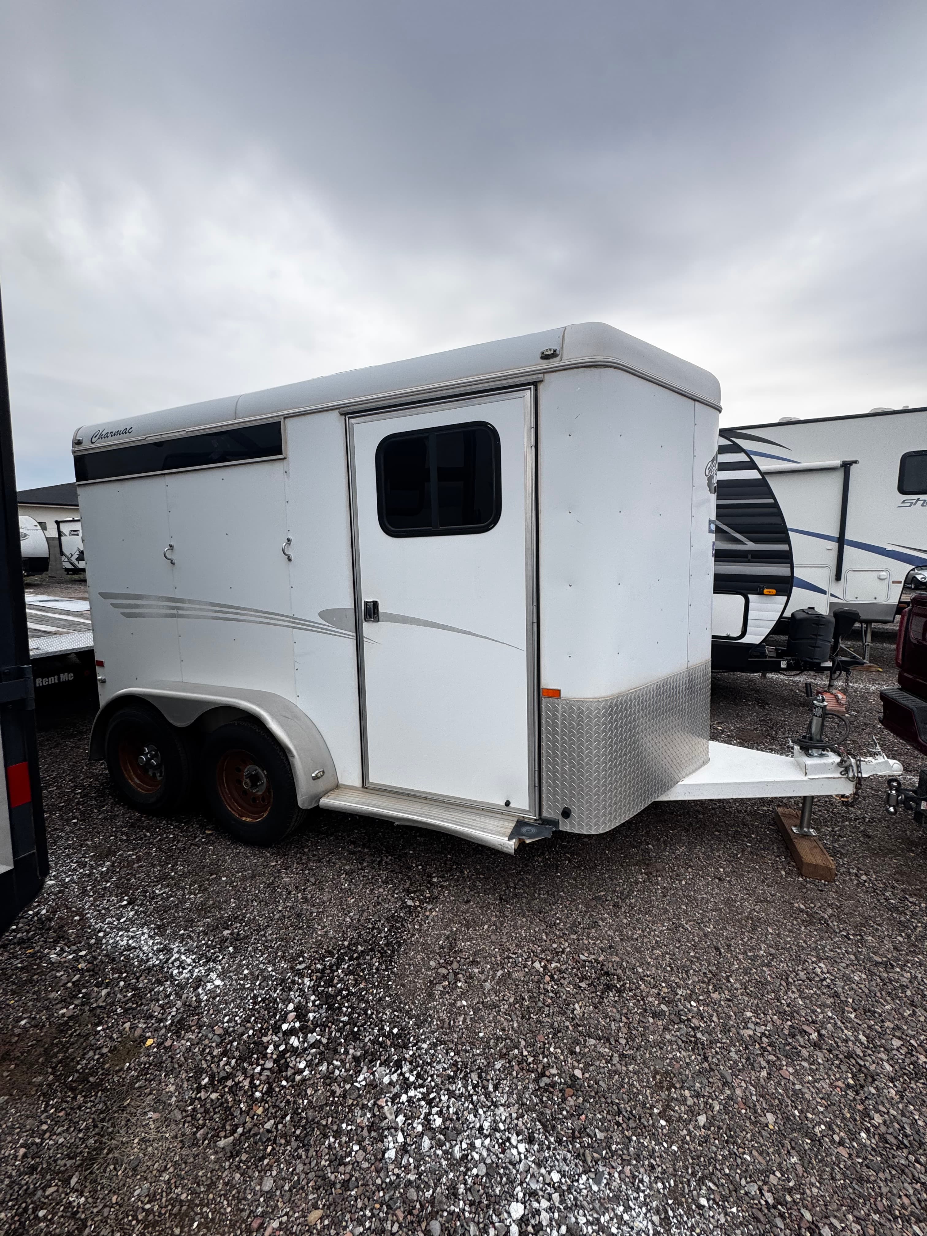 13ft Slant Load Horse Trailer